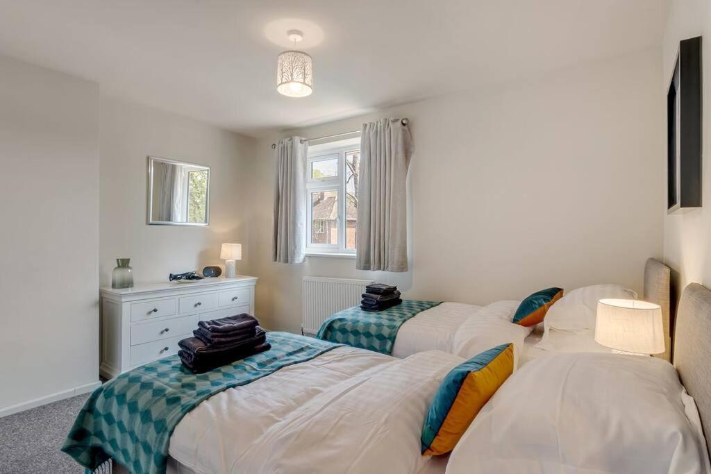 4 Bedroom Pitchford Norwich Exterior photo
